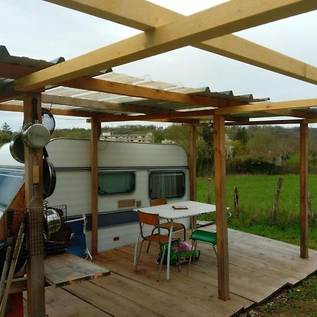 Campingfiz Varzy Bagian luar foto