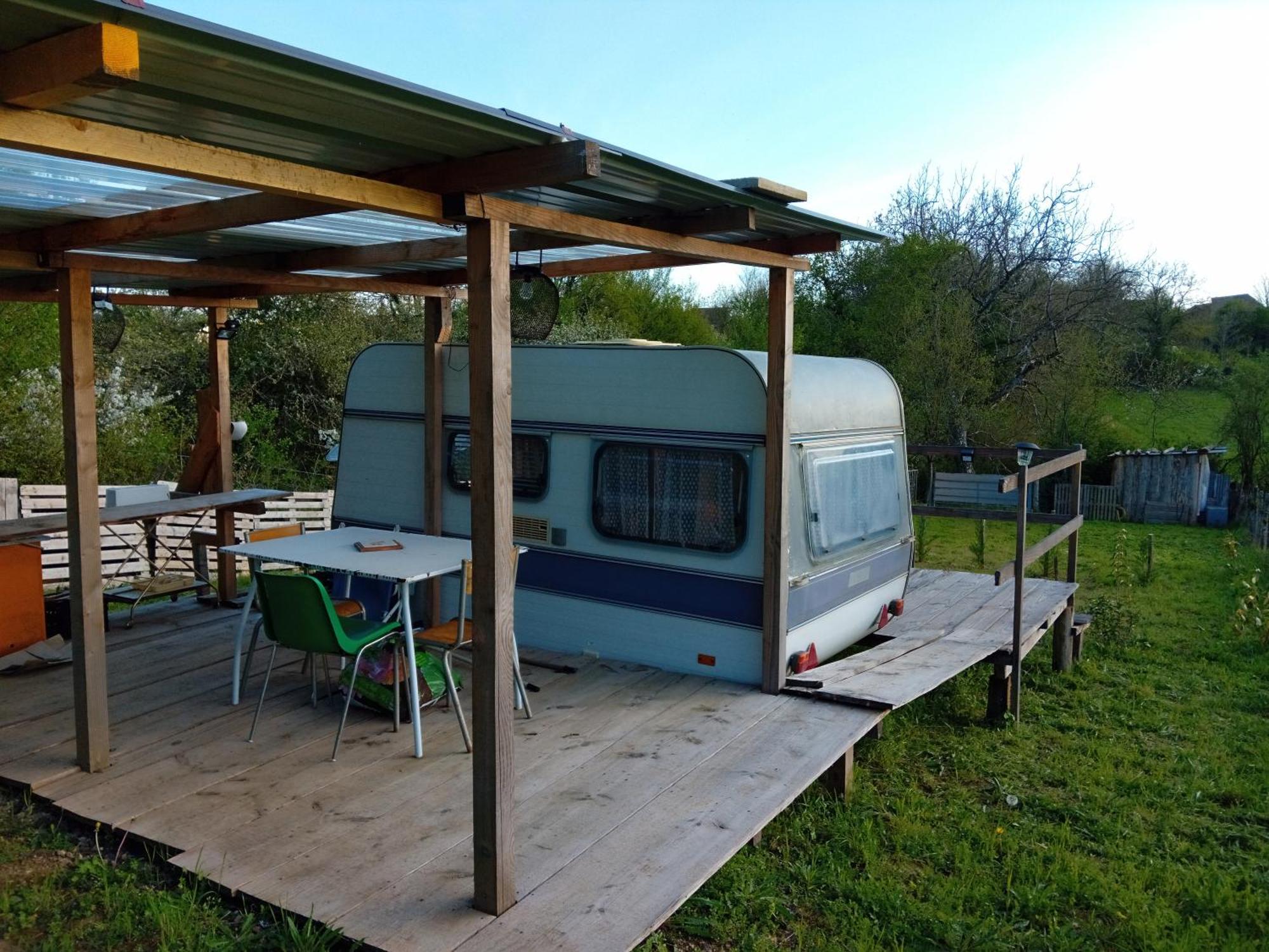 Campingfiz Varzy Bagian luar foto
